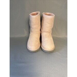 Women’s UGG Boots Sz 10 Classic Short Suede Baby Pink Grey Sole Retired RARE!